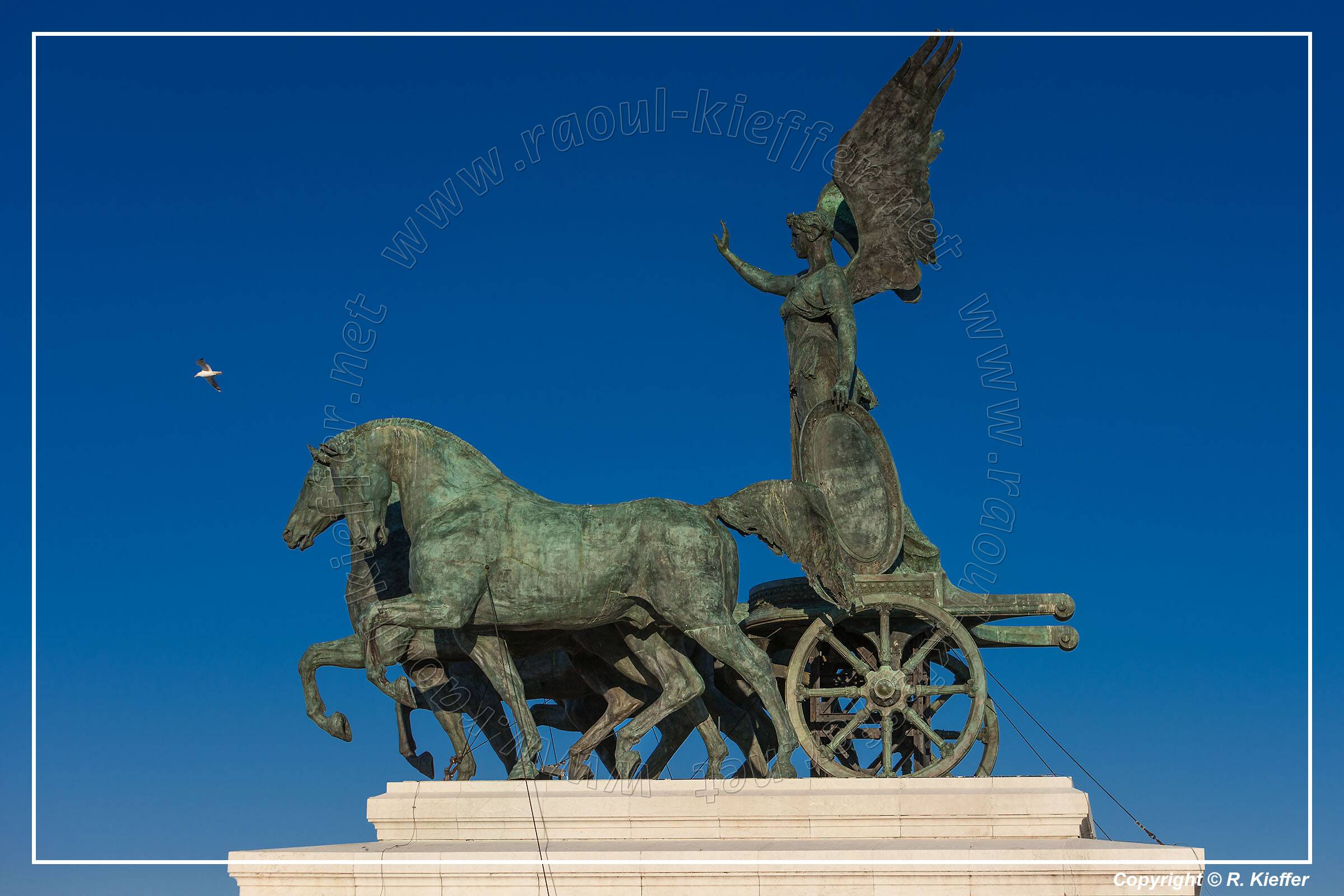 ipernity: The Quadriga on top of the Vittorio Emanuele II Monument